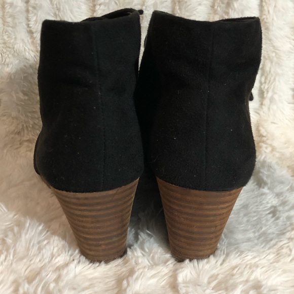 Dr Scholls Dakota suede lace up booties - Picture 3 of 8